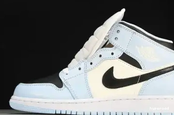 Hyperoad Jordan Blue Ice 1 Mid 0517